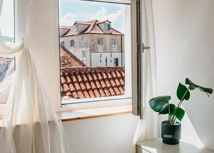 Pjaca Penthouse Apartment Split